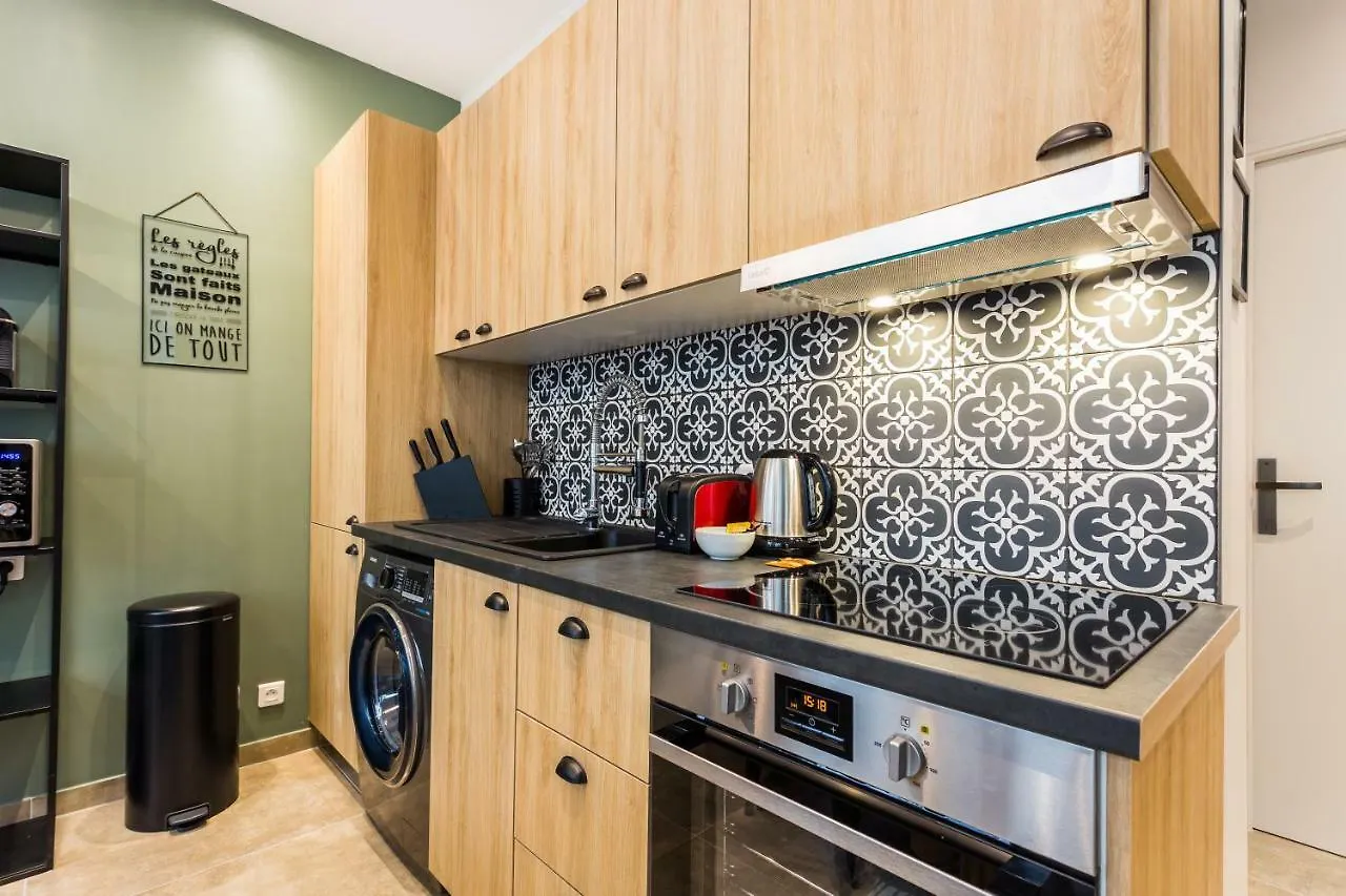 Amazing Apartment - 2Br-6P - Bastille Paris 0*,  França